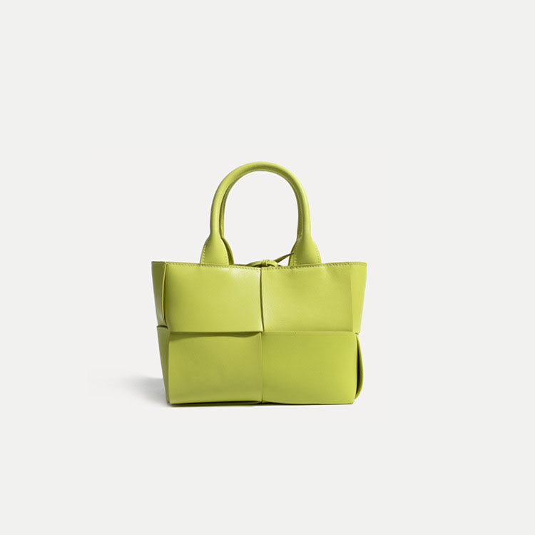 Women's Woven Crossbody Shoulder Tote Bags in Genuine Leather - Image 17